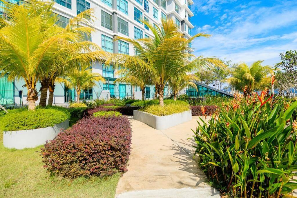 Pangsapuri Imperium Seaview Studio With Netflix